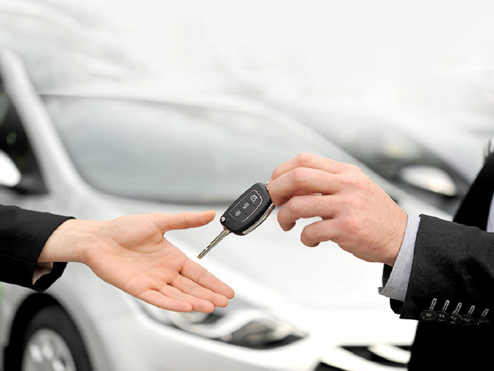 Book Self Drive Cars in Mumbai